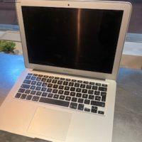 Â Mac Book 13 Inch 1.6 Hz